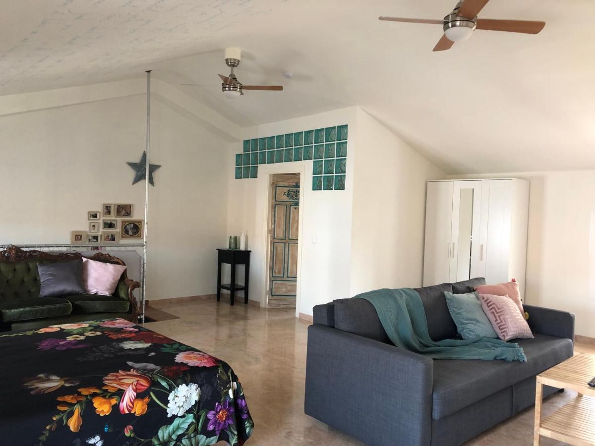 Lovely 1-Bedroom Loft Near Ronda Arriate Exterior foto