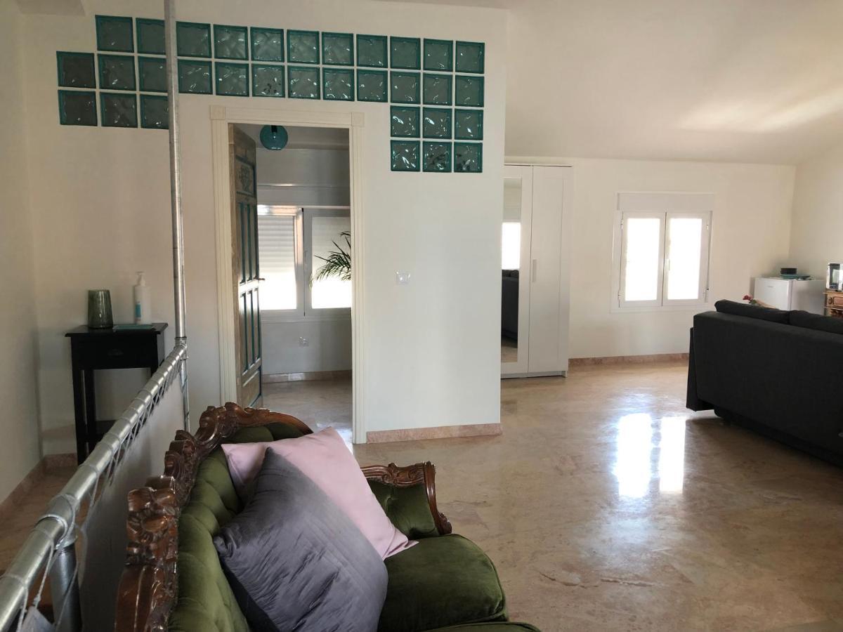 Lovely 1-Bedroom Loft Near Ronda Arriate Exterior foto